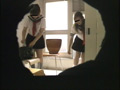 某学校の女子○生達の着替え・パンチラ映像流出！！