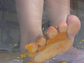 生足クラッシュ