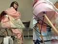 和服が濡れゆくお漏らし