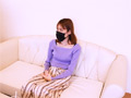 ガリガリ看板娘の腹パンチ格闘ディルドイラマセックス