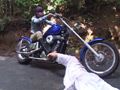 バイクとブーツで徹底的に懲らしめるバイカー女王様