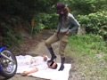 バイクとブーツで徹底的に懲らしめるバイカー女王様