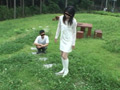 美人お嬢様の散歩の相手すら出来ない使用人
