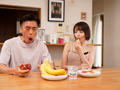 見た目クールな美人妻