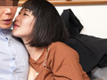 夫婦交換、夫の部下を寝取っちゃう淫乱奥さん