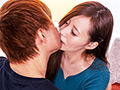街で見かけた一般の男女に謝礼でキスのお願い！6