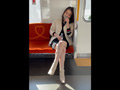 ドエロイお姉さんが乳首とパンティ見せつける