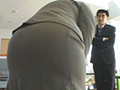 モノ凄い尻！！地味な事務員の欲情顔騎 珠樹