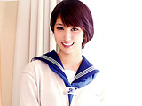 制服の似合う美少女と性交 湊莉久