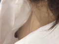 クールビズでスクブラ全開！乳首が見えているJ○○撮