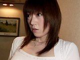 隣の奥さん 中出し20連発 小向杏奈