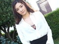 白く透き通るLadyは露出シンデレラ 伊藤愛梨