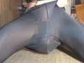 褐色筋肉熟女のペニバン男虐 霧里純 サンプル画像9