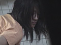 暗闇の視線 変態民家浣腸オナニー