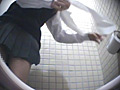 女子○生失禁便所2
