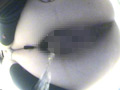 洋式便座の上でウンコ座りして用を足す女子○生達2
