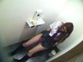 ○撮トイレオナニー、指ズポ足ピーンでイク女子○生達