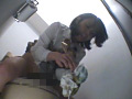 女子○生失禁便所4