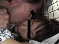 社員旅行で○いつぶれた同僚の部屋に忍び込み○す映像