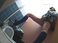 ○撮、乳首をちねりながらトイレでオナニーしている2