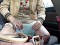 渋滞！！携帯用トイレで排泄する女達！！