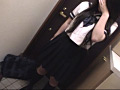 激近でアナルじわを見せるウブな女子○生25人