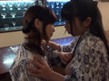 人妻温泉レズ旅行2