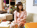 イケメンが熟女を部屋に連れ込んでSEX○撮した動画89