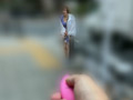 さつきちゃんとリモバイ散歩！街中で絶頂恥○プレイ！