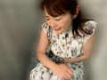 坂下真希ちゃんとリモバイ散歩！街中で絶頂恥○プレイ！