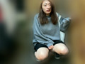 リモバイ散歩！街中で4人の女と絶頂恥●プレイ！ VOL.6 サンプル画像2