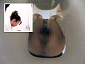 侵入女子校卒業式女子便所1
