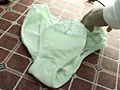 学生モデルの脱ぎたてパンツ拝見1