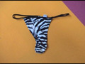 脱いだパンツを盗み撮り キャンギャル Vol.2