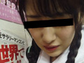 【書店○○】某人気アイドルにそっくりな少女を○○