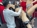 激よわ美女のバーテンダーを拘束して複数でくすぐり責め