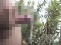 アスリートが露出プレイ！エロ本見ながらオナニー発射