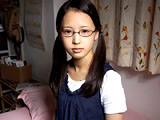 大人しい地味子に中出し23