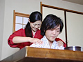 温泉宿の仲居さんを逆にHマッサージをしてあげた。5