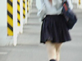 女子○生背後から精子ぶっかけ尾行