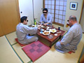 温泉街の人妻コンパニオン 宴会乱痴気騒ぎ○撮3