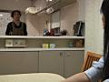 妻が見てない隙に義母とヤル4
