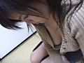 あ～そのチラ見えするおっぱいムギュってもんでみたい！