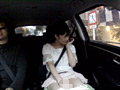 人妻が我慢できずにうんこしょんべん漏らし