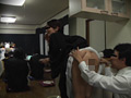 旦那の葬式中に未亡人を寝取り娘も寝取った映像の記録