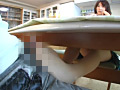 旦那が横にいるのに見てない瞬間に不倫3