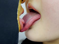 M男が街中で女性に声をかけてキスさせてもらう りか