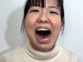 唾液たっぷりかりなちゃんの口内観察