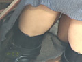 キレイなお姉さんのしゃがみパンティ○撮