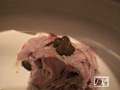 故障したトイレで排便する様子と焦っている様子を○撮